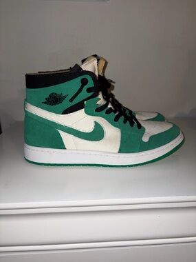 Nike Air Jordan 1 CMFT Mid - Green, White & Black